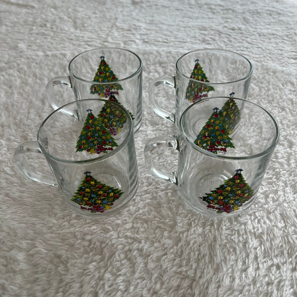 4 Vintage 1985 Luminarc Christmas Tree‎ Glass Coffee Mugs 3 1/2” Tall Holiday